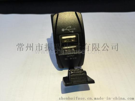 USB车用充电器 USB接口