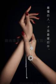 参加婚礼首饰搭配不用急，湖南婚礼珠宝租赁团队给你支招