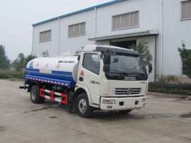 洒水车