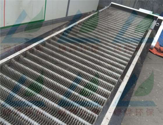 304不锈钢格栅除污机，耙齿式格栅除污机