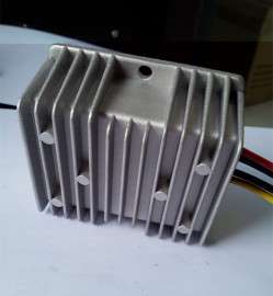 120WDC-DC车载电源转换器40V-75V转12V10A降压器模块