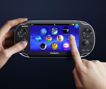 游戏机回归：PS Vita支持多点触控 