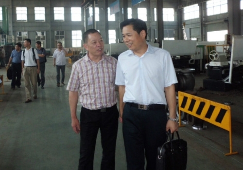 阀门协会秘书长宋银立莅临精工阀门视察 
