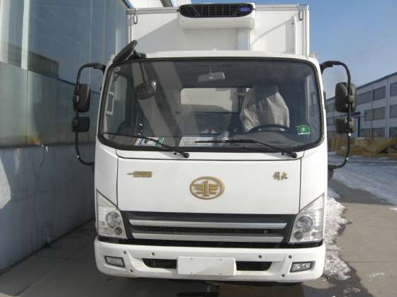 北京冷藏车保温车价格，北京蔬菜水果冷藏车保温车，冷链运输车，玻璃钢板冷藏车，物流冷藏车