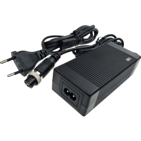 商用机器人锂电池充电器 欧规CE LVD TUV认证 16.8V4A商用机器人锂电池充电器