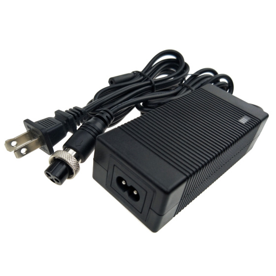 16.8V4A远程控制机器人锂电池充电器 16.8V4A远程控制机器人充电器