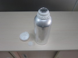 上海品济精油铝罐批发