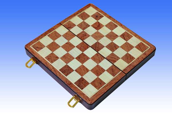 木制国际象棋