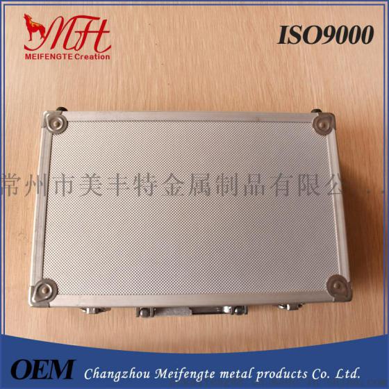常州武进工具箱生产厂家  定制铝箱 各种工具箱 精密设备箱