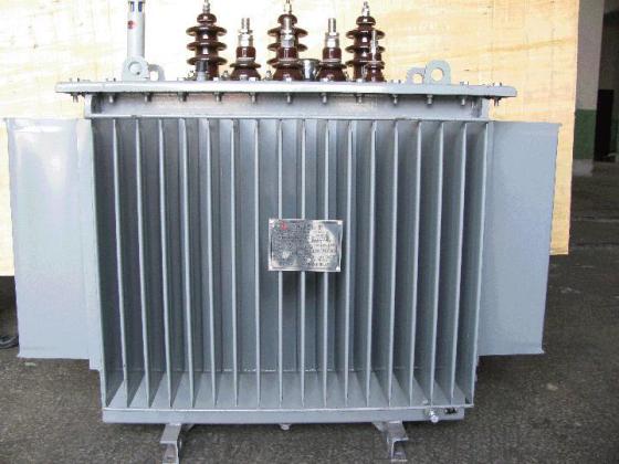 供应一派 S13油浸式变压器200KVA 低价厂家直销