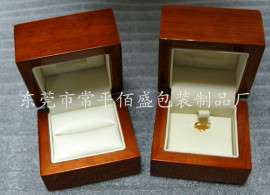 东莞工厂 加工定做 喷油木盒戒指盒 高档木盒首饰盒 喷油耳钉盒