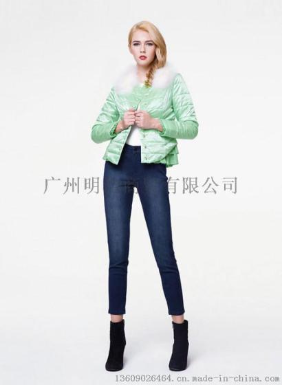 高端羽绒服女装折扣就到广州明浩