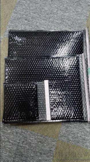 长期供应大量黑色镀铝箔膜复合气泡袋(厂家直销)