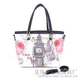 【定制广州皮具】广州时尚皮具定制，到18皮具工厂志豪